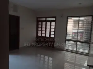 বনানীতে ৩৫৫০ বর্গফুটের নতুন অফিস স্পেস ভাড়া