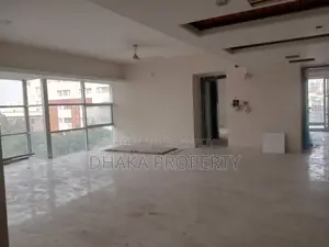 গুলশানে বিলাসবহুল সেমি-ফার্নিশড ৪ বেডরুমের অ্যাপার্টমেন্ট ভাড়া
