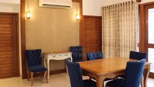 Furnished 4bdrm Apartment in Gulshan for sale