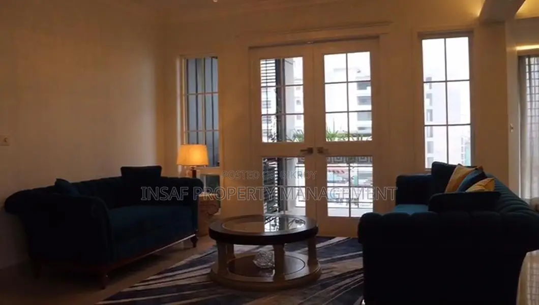 Furnished 4bdrm Apartment in Gulshan for sale