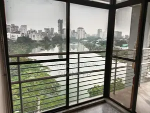 lake view semi furnish 4 bedroom apt rent in banani North