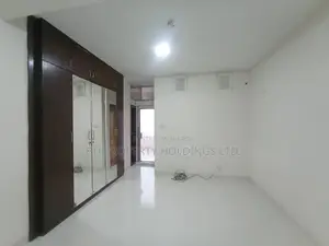 উত্তরায় ৩২০০ বর্গফুটের কমার্শিয়াল অফিস স্পেস ভাড়া হবে