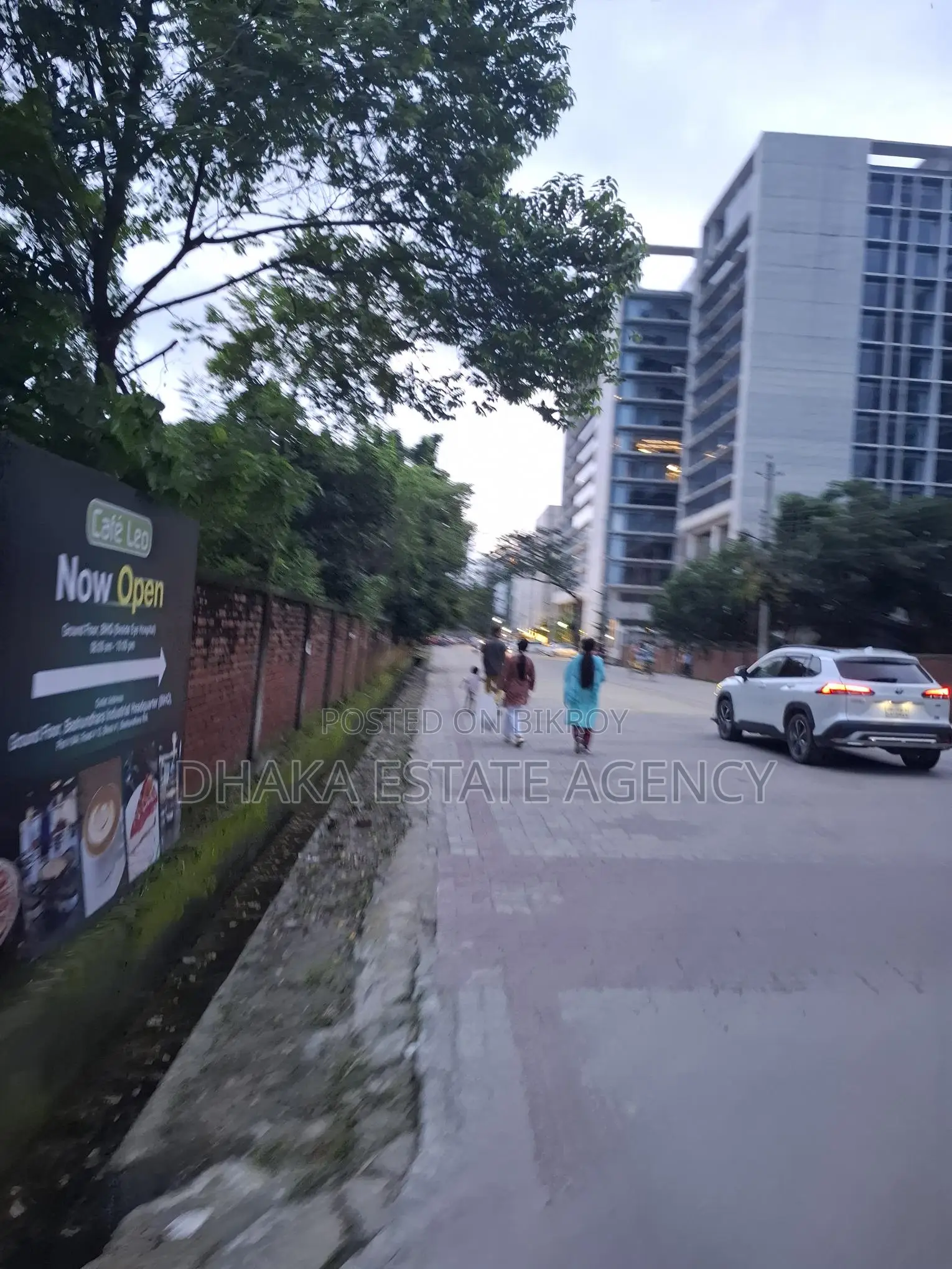 উত্তরা সেক্টর ৬ মেইন রোড কমার্শিয়াল প্লট বিক্রয়