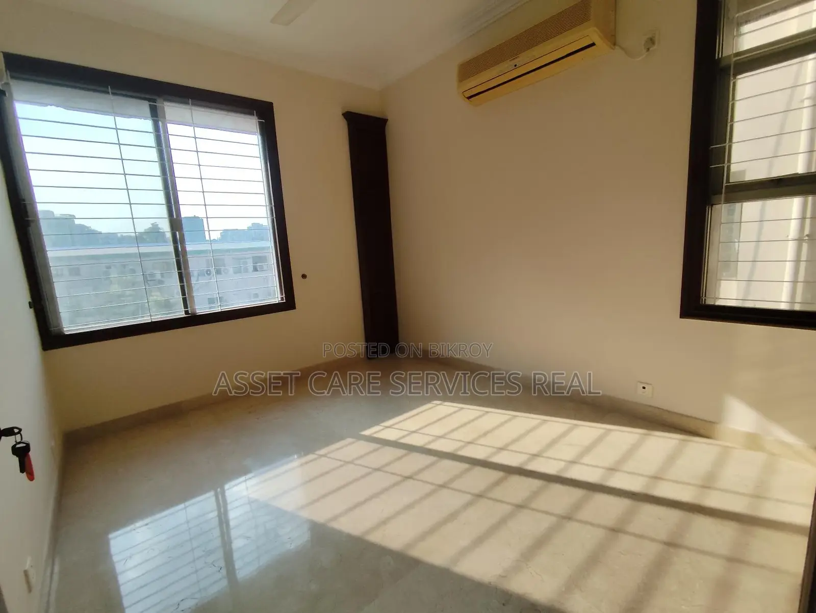3Bed Semi-Furnished Exclusive Apartment Rent In Gulshan-2