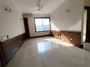 3Bed Semi-Furnished Exclusive Apartment Rent In Gulshan-2