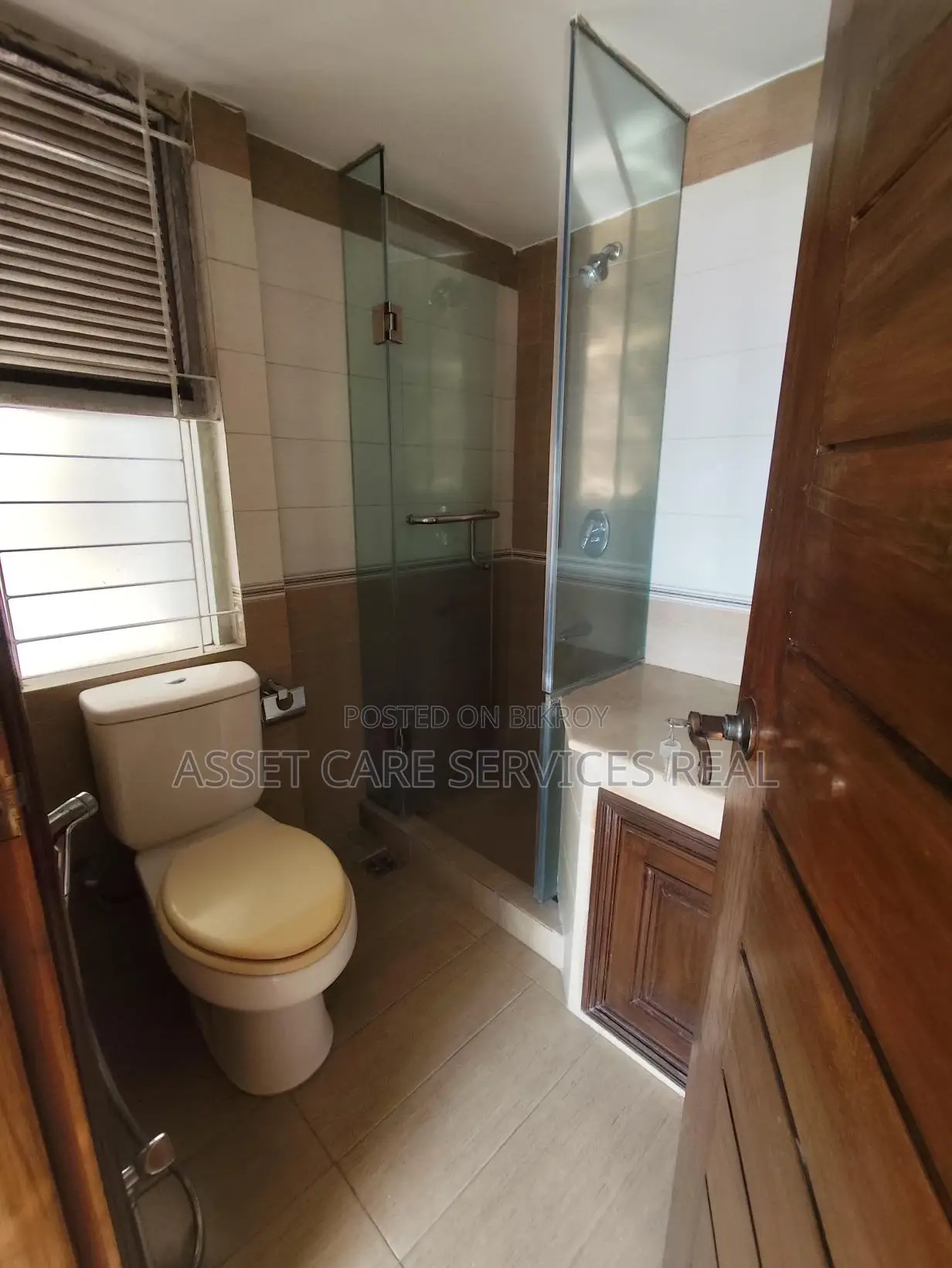 3Bed Semi-Furnished Exclusive Apartment Rent In Gulshan-2