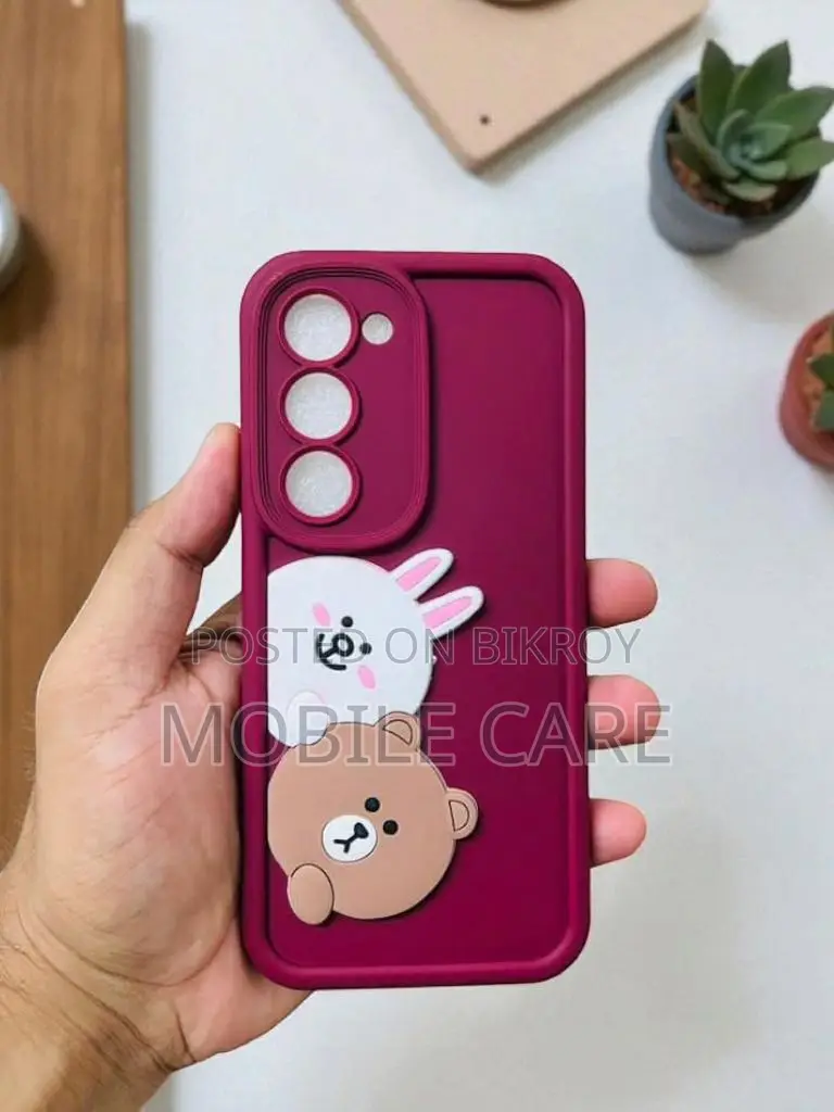 ✨ Leadis Cute Doll Case