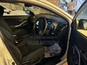 Toyota Premio FL PKG PEARL / 2020