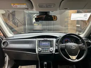 Toyota Fielder EX PKG WHITE / 2020