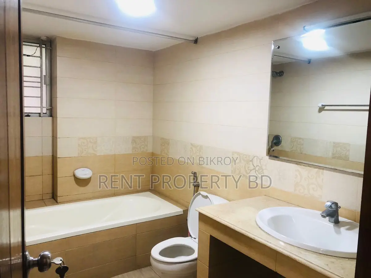 Luxurious Apartment Rent In Baridhara Diplomatic