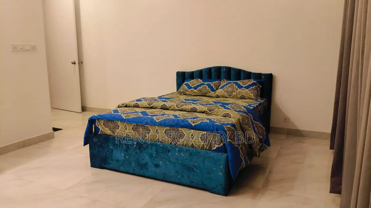 Luxurious Full Furnished Flat For Rent In Gulshan