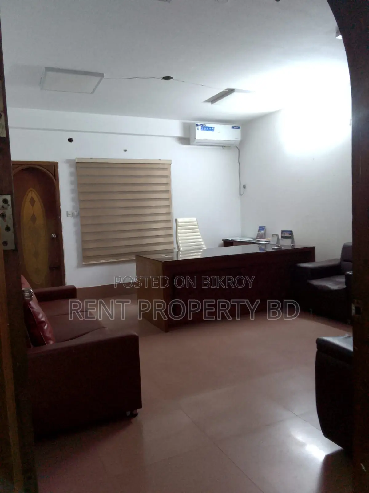 Residence Office Space For Rent In banani