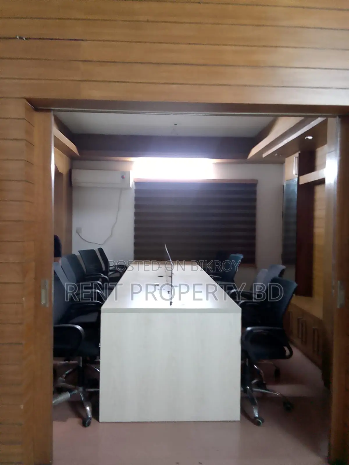 Residence Office Space For Rent In banani