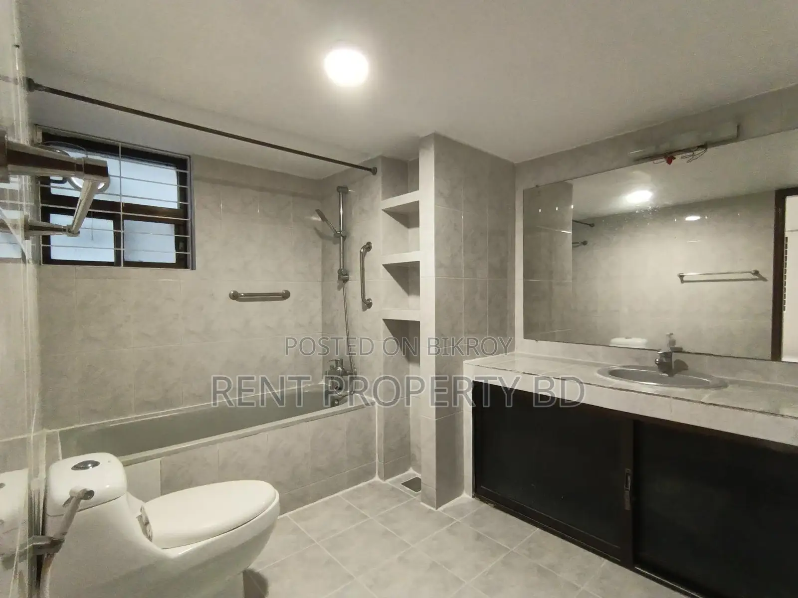 4 Bed North Gulshan Nice Apartment Rent