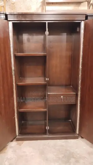 নতুন আলমিরা মালয়েশিয়ান এমডিএফ. এম ২২৬