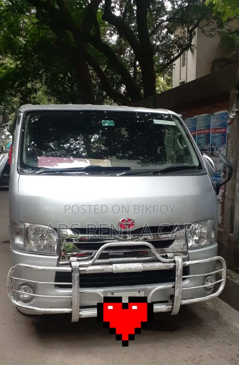 গাড়ি ভাড়া Hiace Car