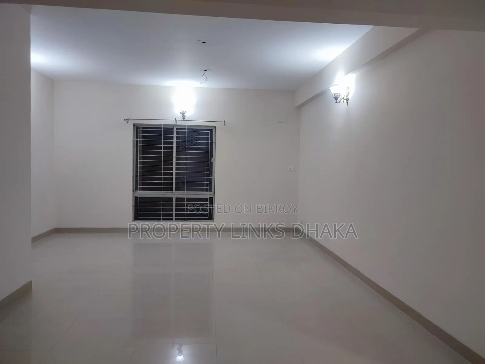 Lake View Flat for Rent in Gulshan-2