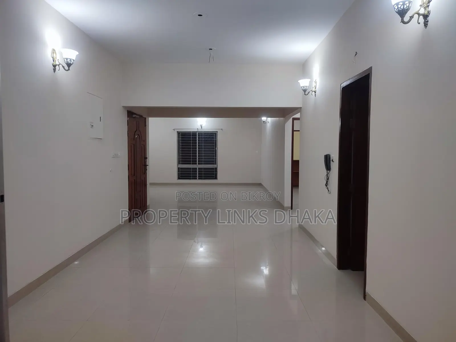 Lake View Flat for Rent in Gulshan-2