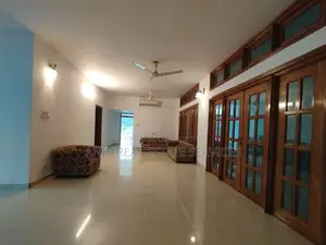 গুলশান নর্থে ভালো মানের ৪ বেডরুমের সেমি-ফার্নিশড ফ্ল্যাট ভাড়া