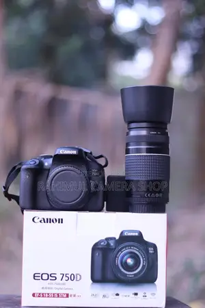 Canon 750D with 75-300 Zoom lens, full fresh box condition