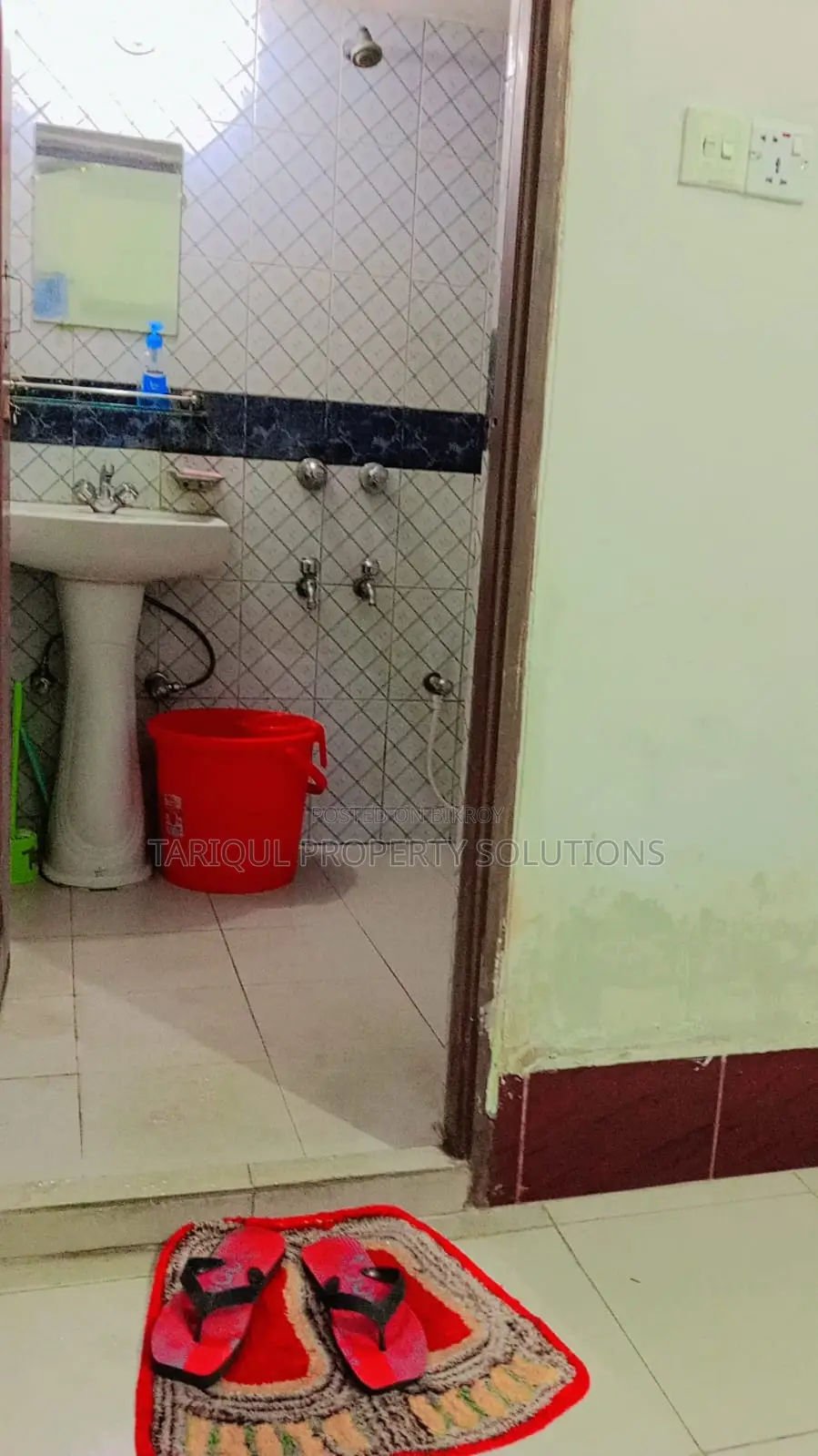 বনশ্রীতে সম্পূর্ণ ফার্নিশড অ্যাপার্টমেন্ট