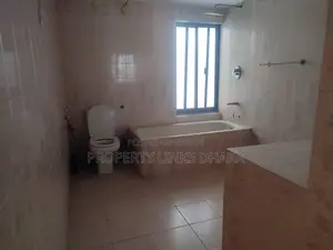 Independent House for Rent Near the Park, Gulshan