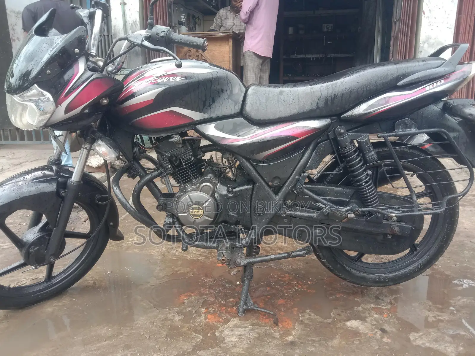 Bajaj Discover 100 2016
