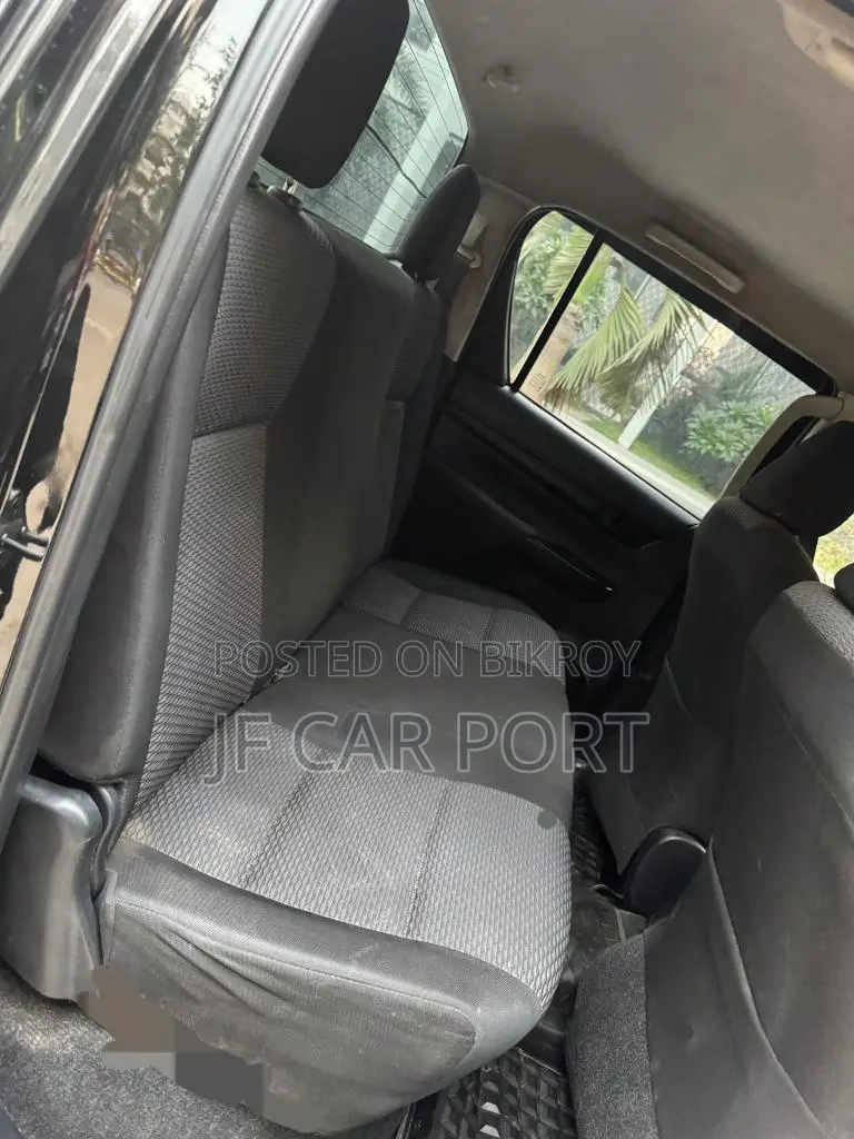 Toyota Hilux Double Cabin Diesel 2018