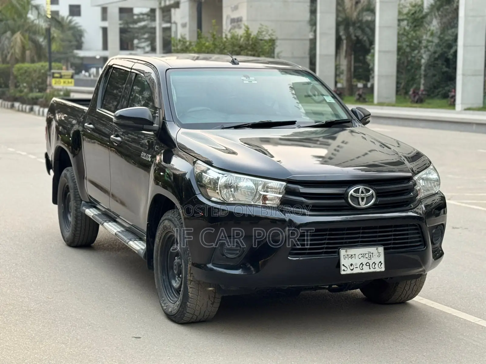 Toyota Hilux Double Cabin Diesel 2018