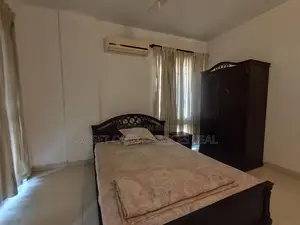 গুলশান-১ এ ৩ বেড ফুল ফার্নিশড সুন্দর অ্যাপার্টমেন্ট ভাড়ার জন্য