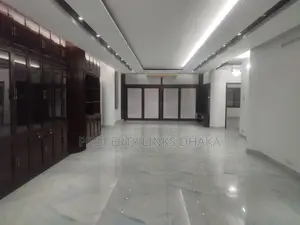 Spacious 4 Bedrooms Semi Furnished Flat for Rent
