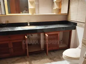 LUXURY SEMI-FURNISHED DUPLEX FLAT FOR RENT IN GULSHAN