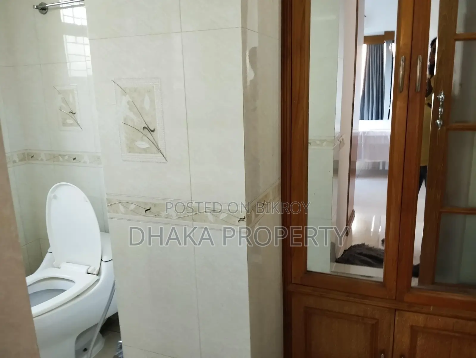 গুলশানে ভাড়ার জন্য ভালো মানের আনফার্নিশড ফ্ল্যাট
