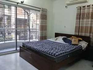 EXCLUSIVE FURBISHED FLAT RENT GULSHAN NORTH