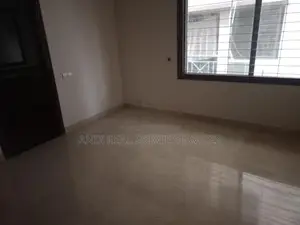গুলশানে ভালো মানের ৩ বেডরুমের আনফার্নিশড ফ্ল্যাট ভাড়া