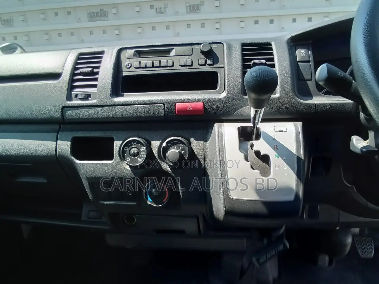 Toyota Hiace ORIGINAL JAPAN GL 2020