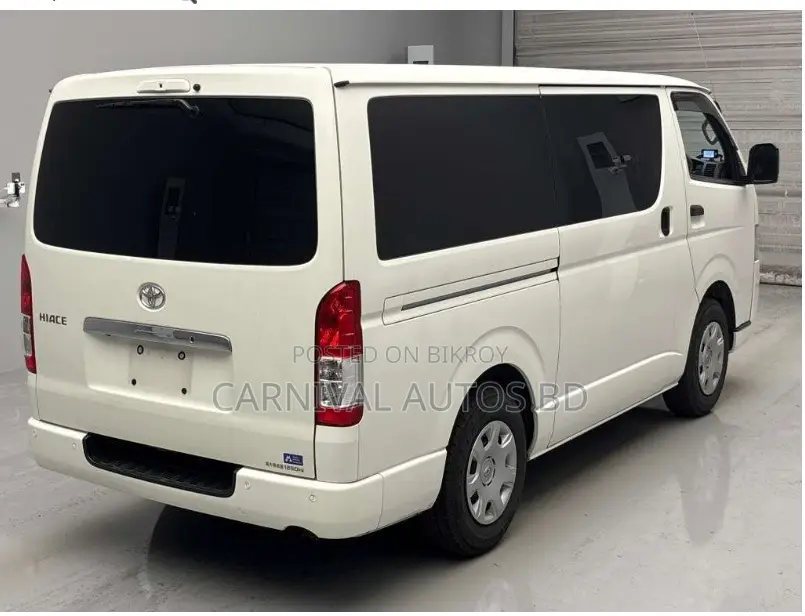 Toyota Hiace ORIGINAL JAPAN GL 2020