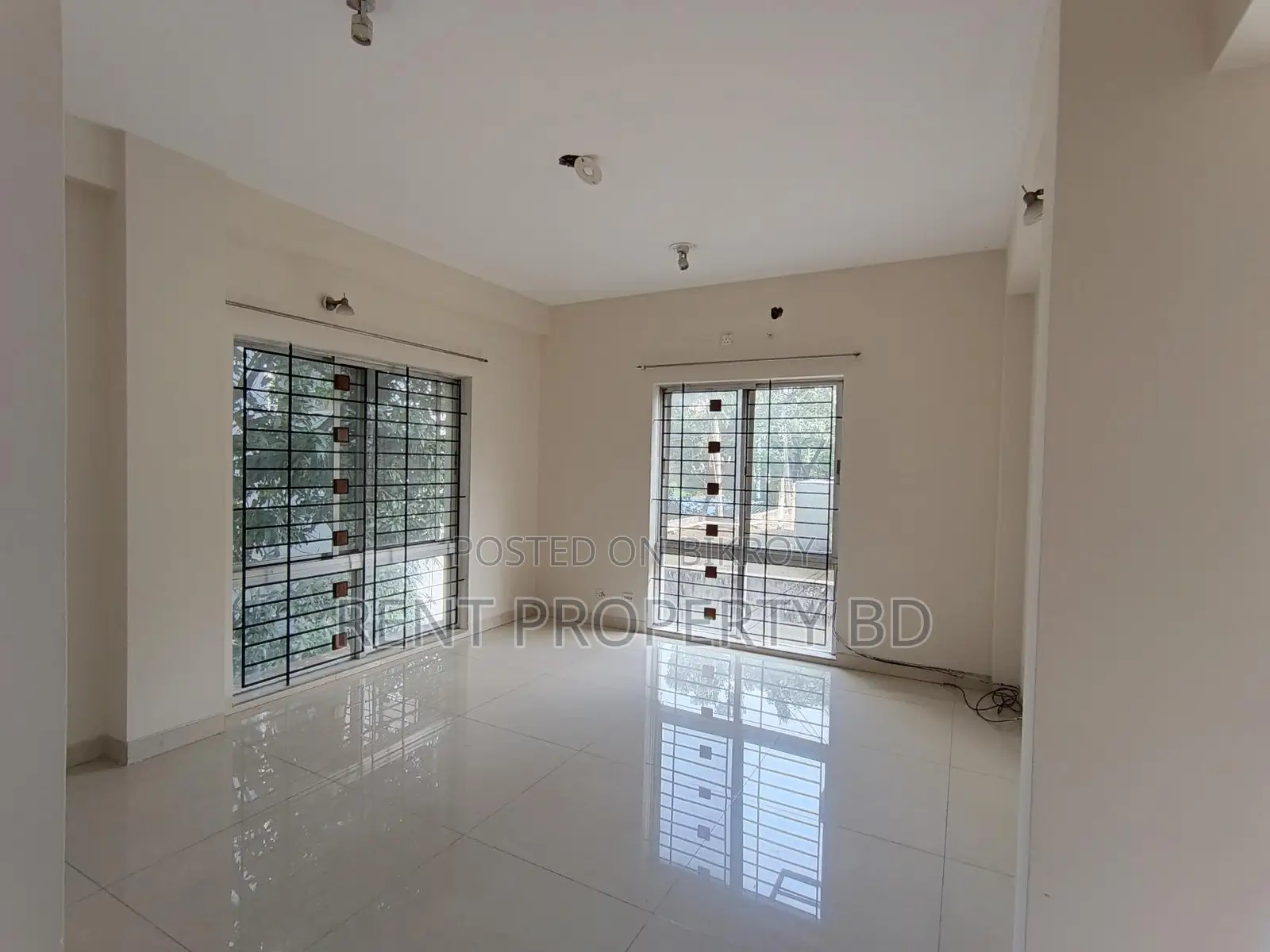 2100 Sft Nice Apartment Rent in Banani