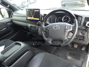 Toyota Hiace SUPER GL DARK PRIME 2021