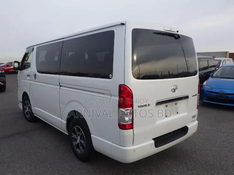 Toyota Hiace SUPER GL DARK PRIME 2021