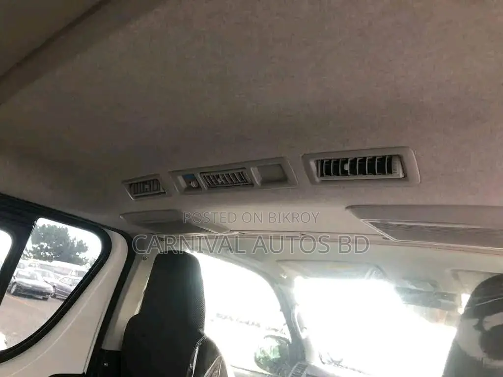 Toyota Hiace GL PACKAGE 2020