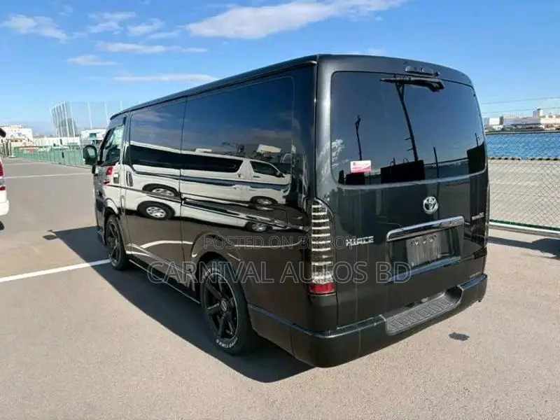 Toyota Hiace SUPER GL DARK PRIME2 2021
