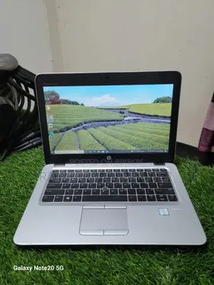 Hp Elitebook G4 I5 7th Gen 8/256gb SSD 12.5 Inch Display