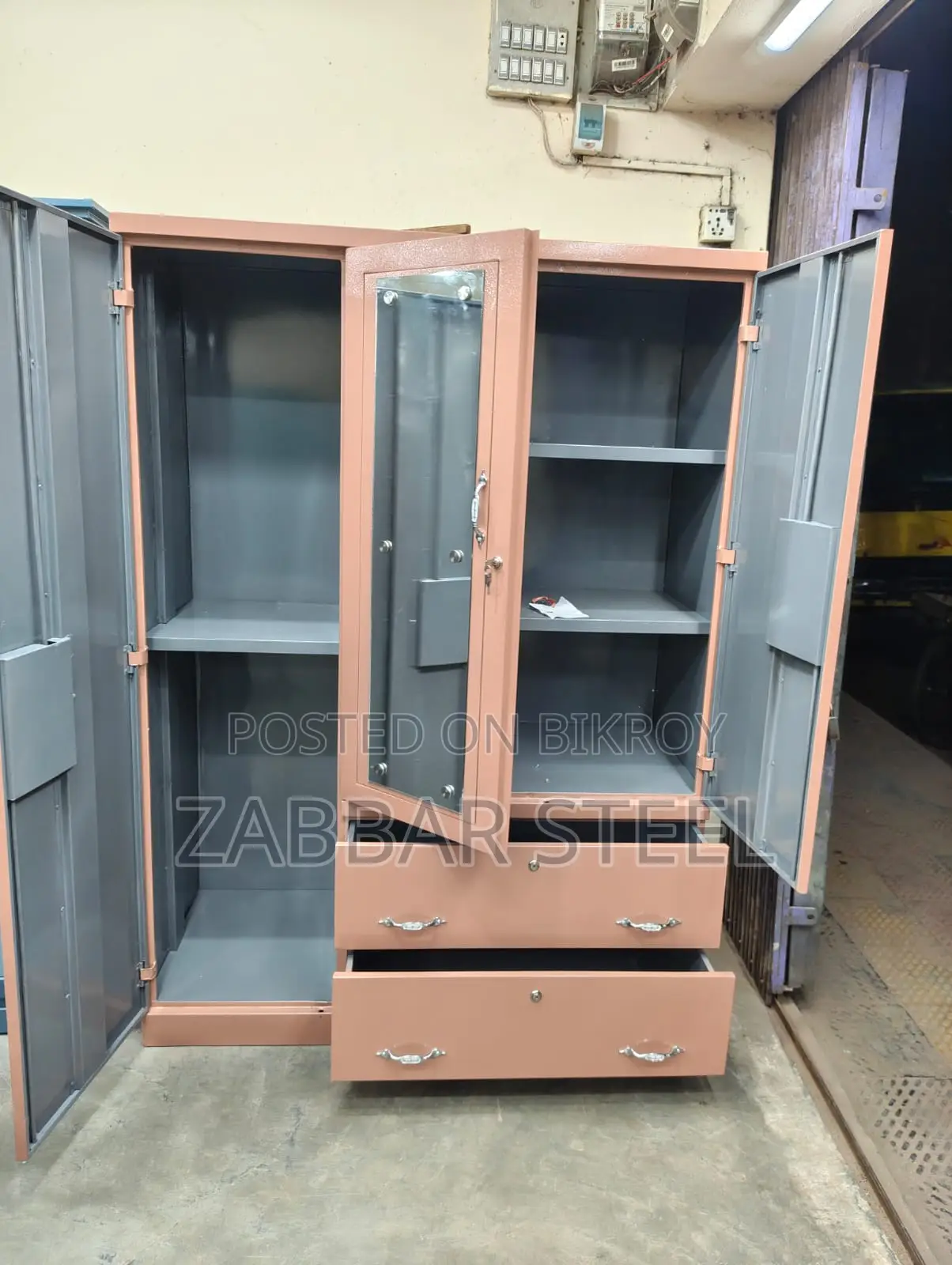 থ্রি ডোর স্টিল আলমারি — Almari New Model