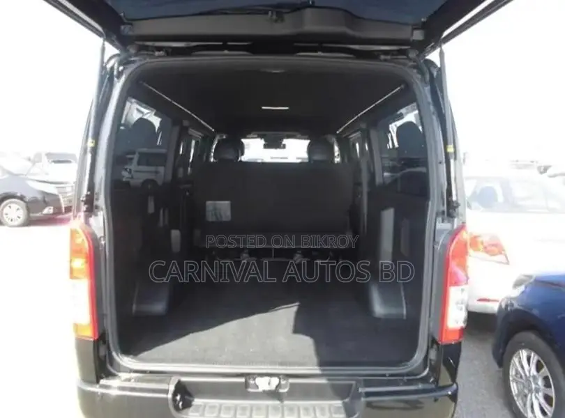 Toyota Hiace SUPER GL DARK PRIME 2021