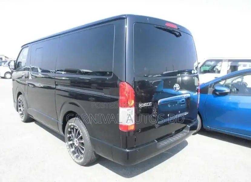 Toyota Hiace SUPER GL DARK PRIME 2021