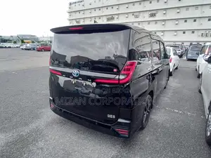 Toyota Noah SZ Package 2023
