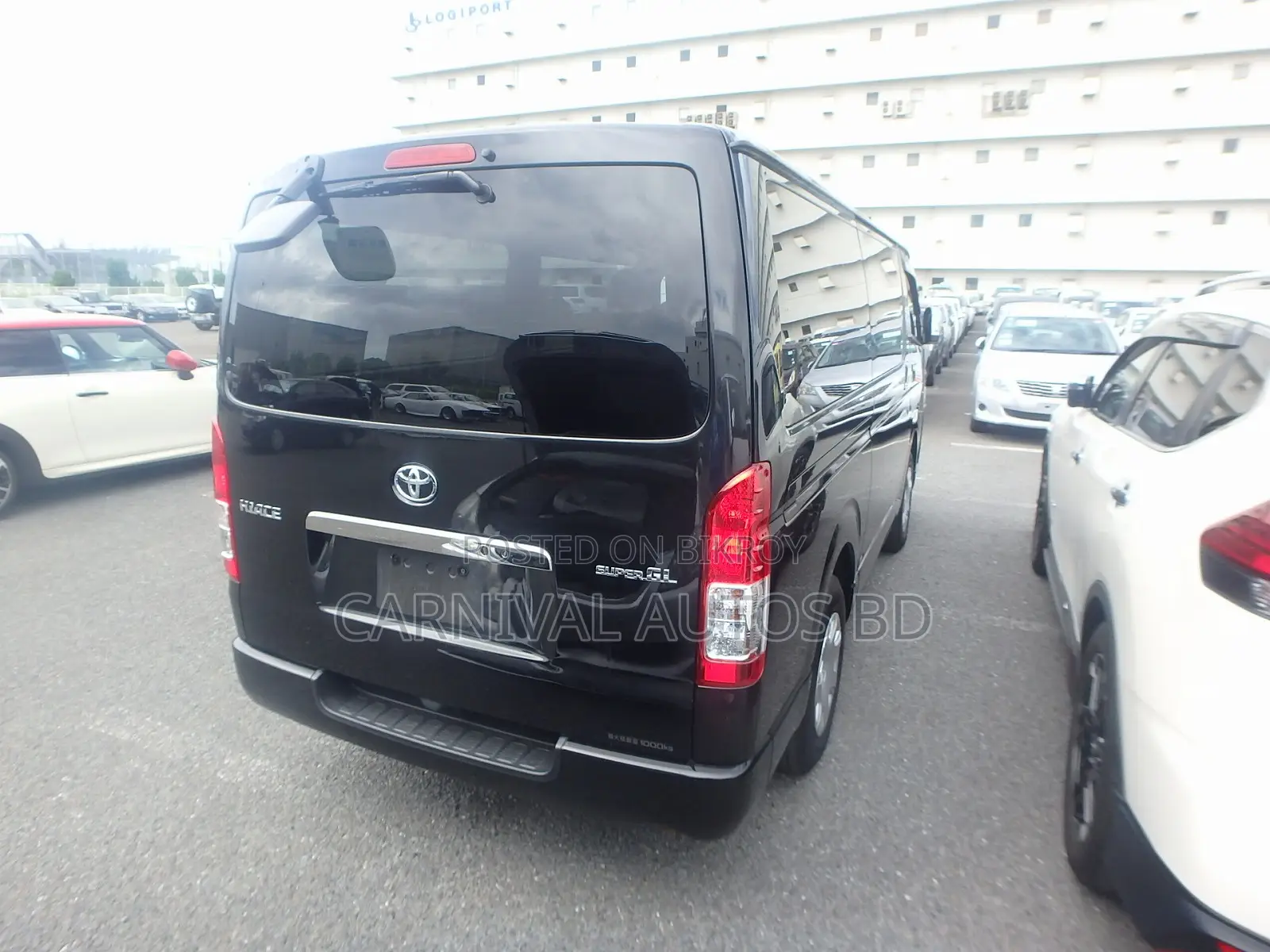 Toyota Hiace SUPER GL DARCK PRIME 2020