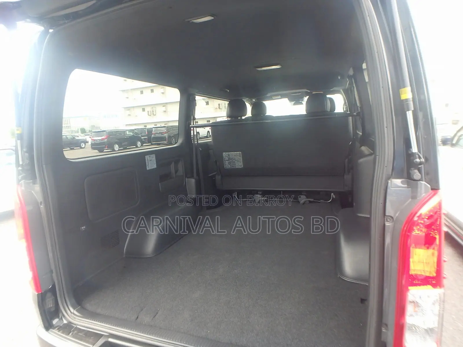 Toyota Hiace SUPER GL DARCK PRIME 2020