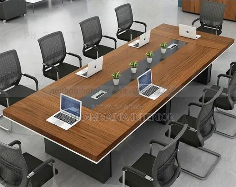 Conference Table (MID-521)